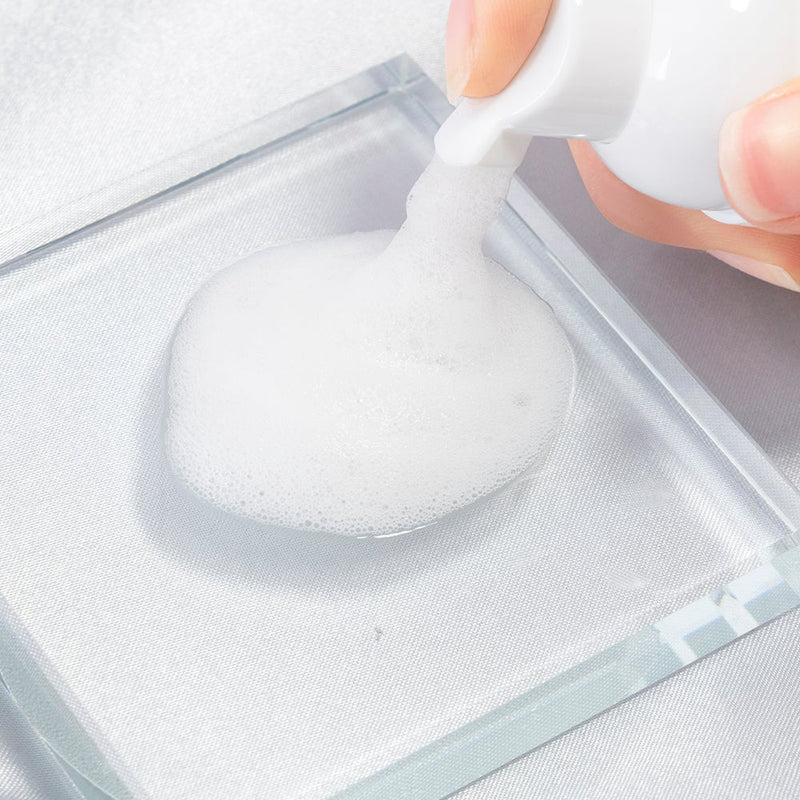 Diamond Smile tandblekningsskum på en bild